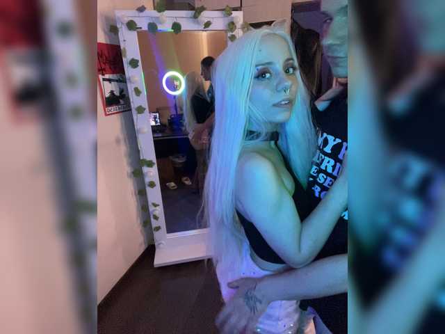 sweetkirrra live show