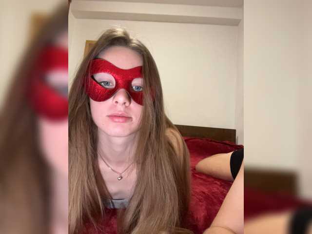LoveDestroy live cam on BongaCams