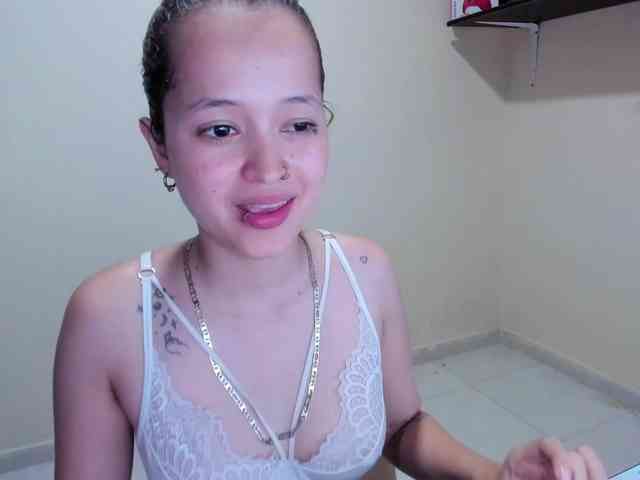 Amaravelvett webcam