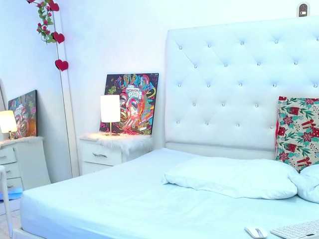 petitecherry live cam on BongaCams