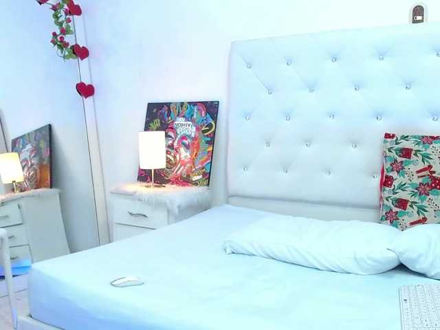 petitecherry live cam on BongaCams