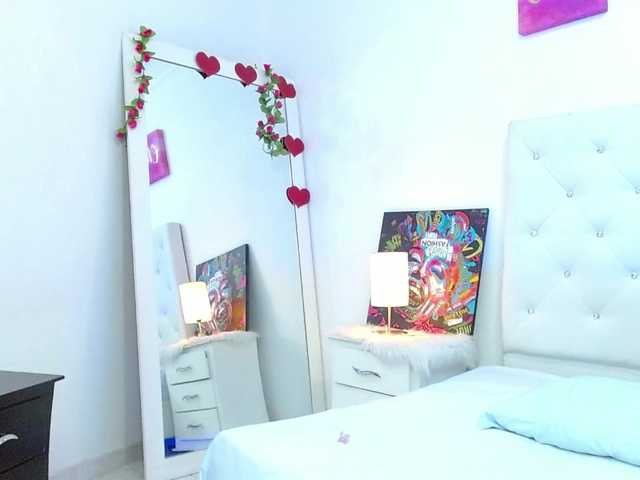 petitecherry live cam on BongaCams
