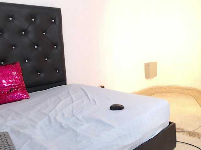 petitecherry live cam on BongaCams