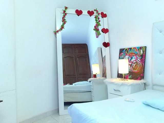 petitecherry live cam on BongaCams