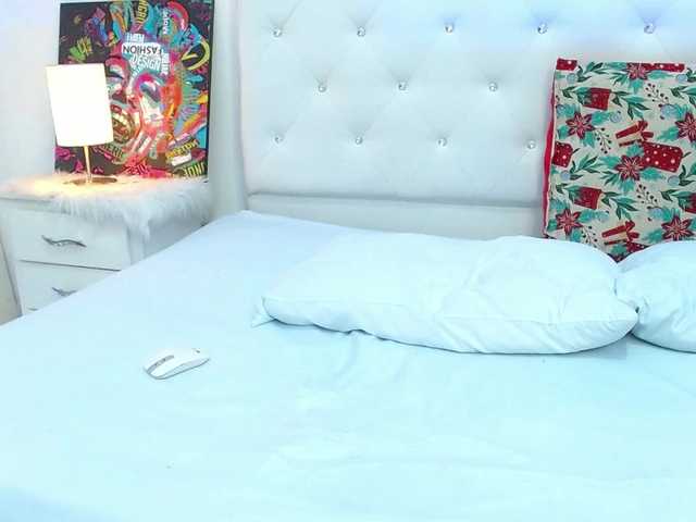 petitecherry live cam on BongaCams