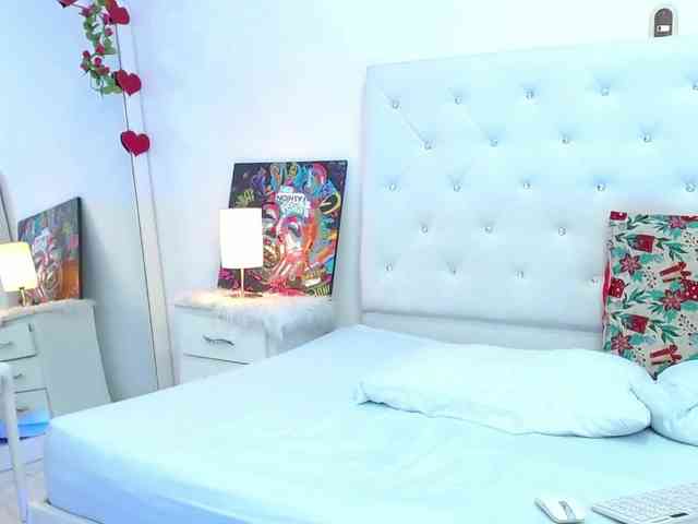 petitecherry webcam