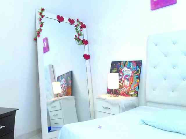 petitecherry webcam