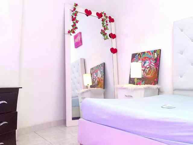 petitecherry webcam
