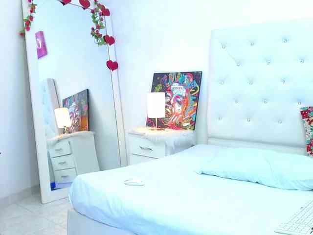 petitecherry webcam
