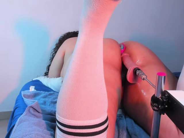 BlairCurvy live cam on BongaCams