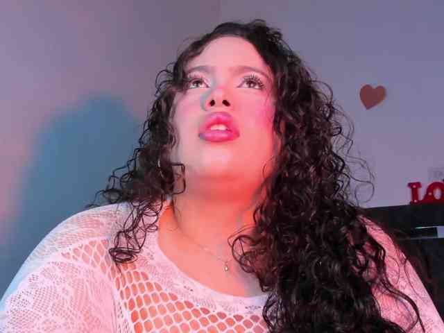 BlairCurvy Live Webcam on BongaCams