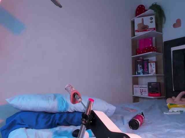 BlairCurvy webcam