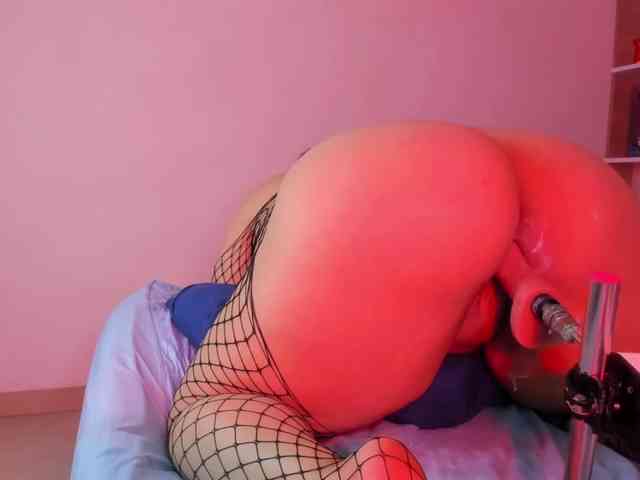 BlairCurvy webcam