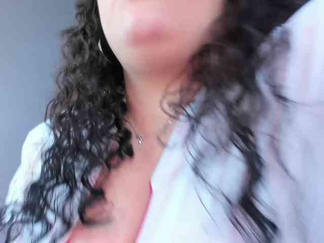 BlairCurvy webcam