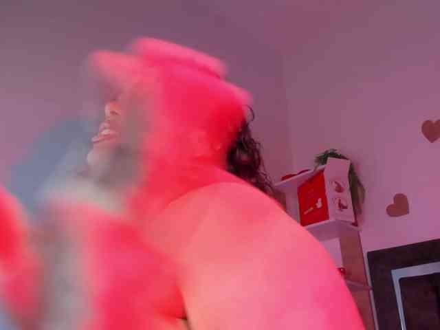 BlairCurvy webcam