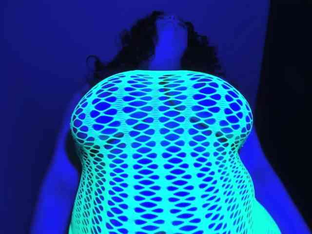 BlairCurvy webcam