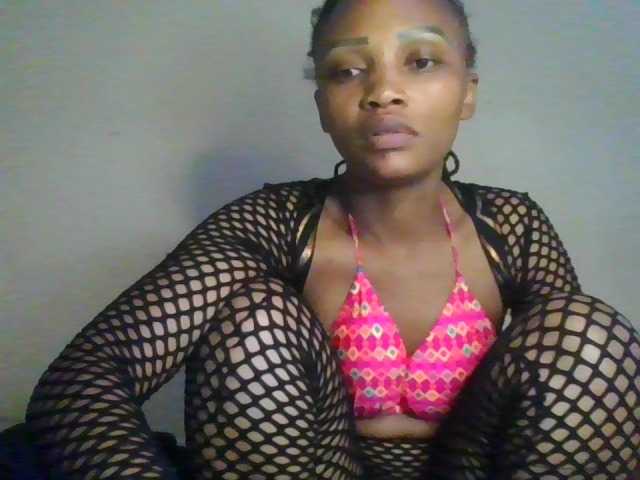 Cutelana live cam on BongaCams