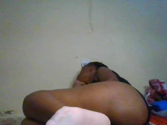 Cutelana live cam on BongaCams