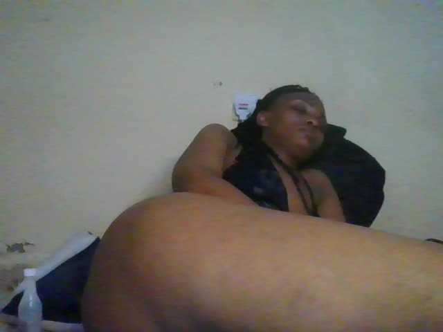 Cutelana live cam on BongaCams