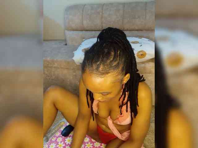 Cutelana webcam