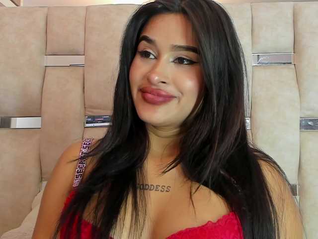 Lizzy-Bonnie live cam on BongaCams