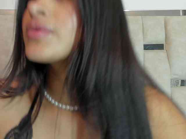 Lizzy-Bonnie webcam