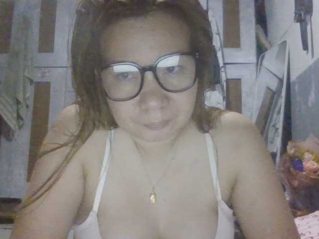 Shaylicious live cam on BongaCams