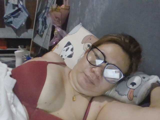 Shaylicious live cam on BongaCams