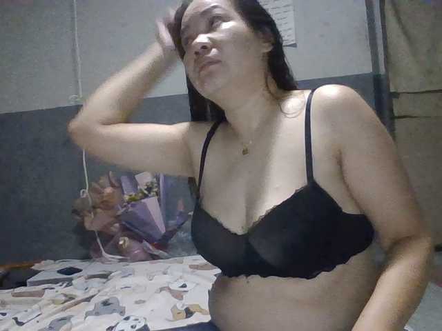 Shaylicious live cam on BongaCams