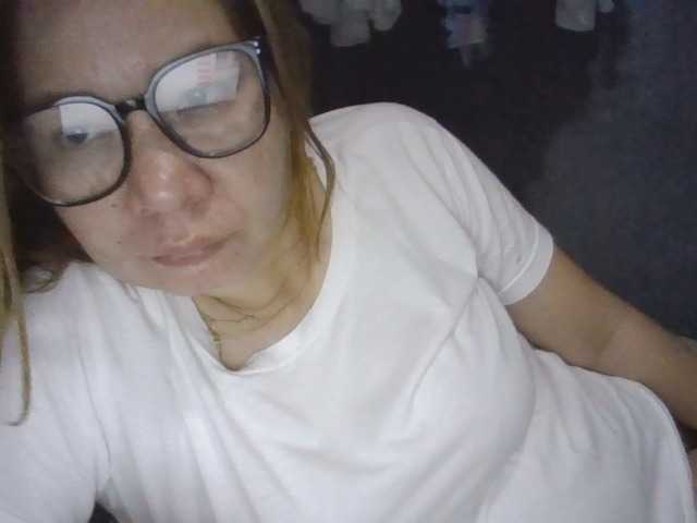 Shaylicious live cam on BongaCams