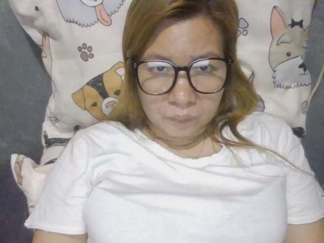Shaylicious live cam on BongaCams