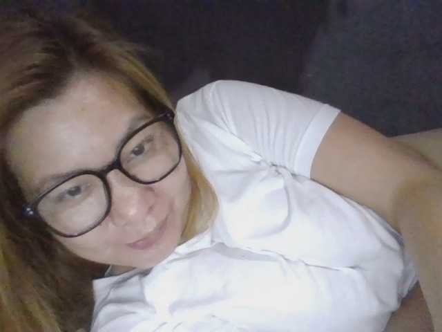 Shaylicious live cam on BongaCams