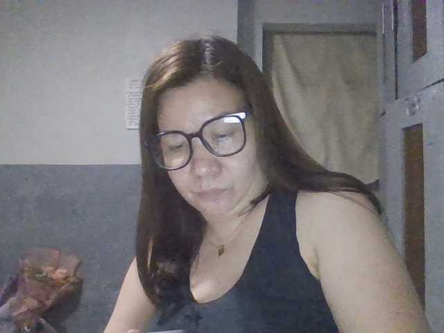 Shaylicious live cam on BongaCams