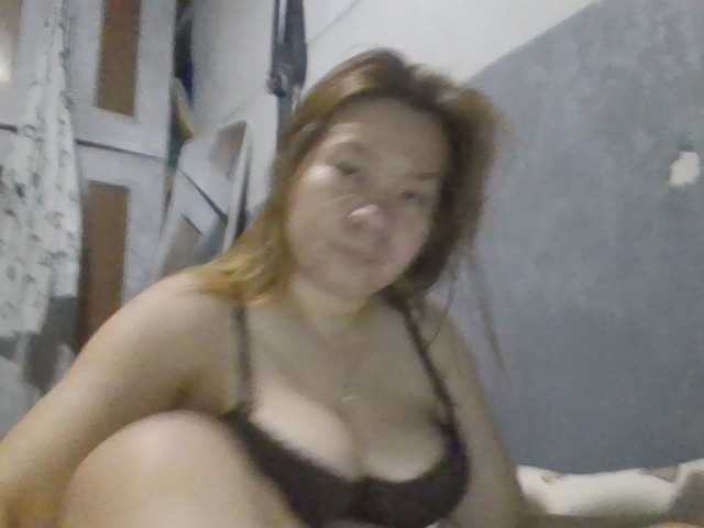Shaylicious live cam on BongaCams