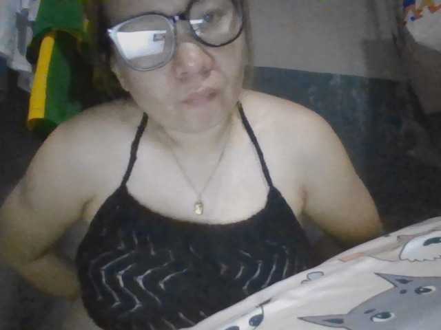Shaylicious live cam on BongaCams