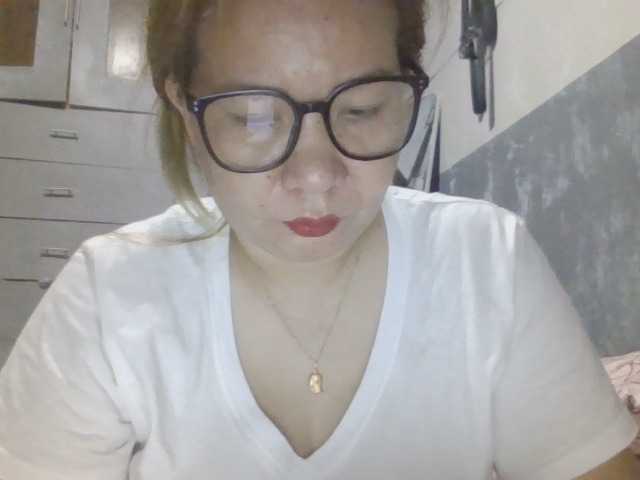Shaylicious live cam on BongaCams