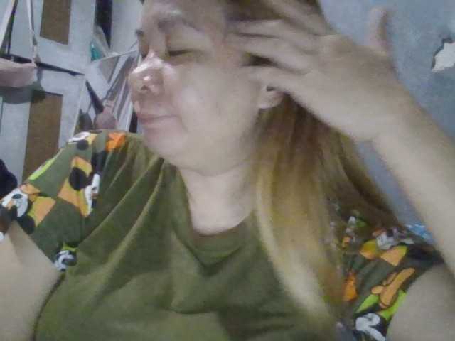 Shaylicious live cam on BongaCams