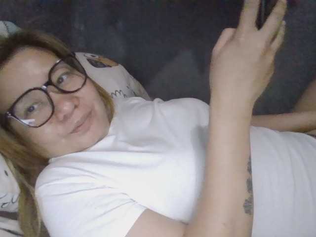 Shaylicious live cam on BongaCams