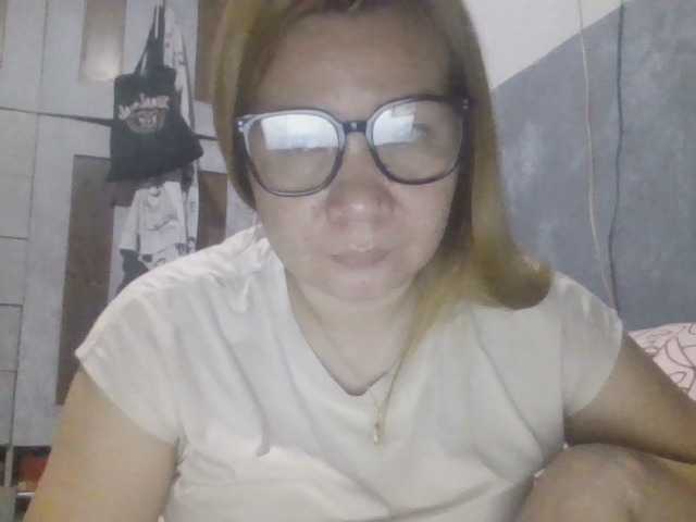 Shaylicious live cam on BongaCams