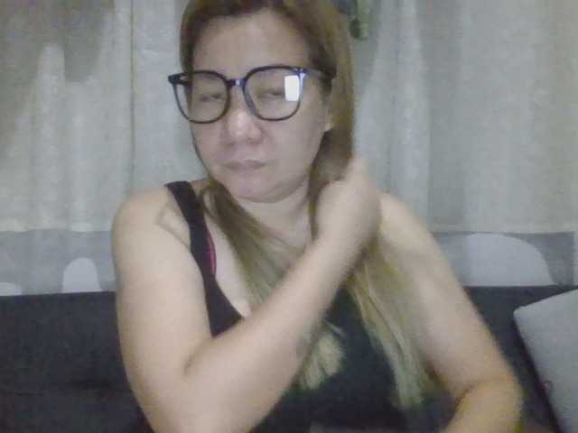 Shaylicious live cam on BongaCams