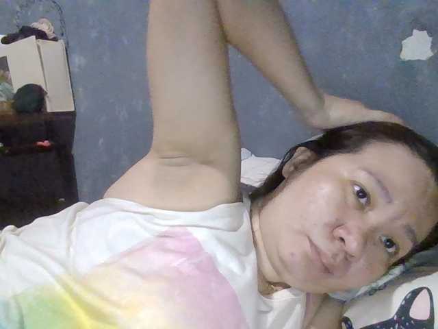 Shaylicious live cam on BongaCams
