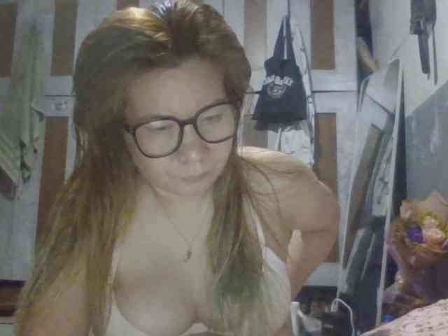 Shaylicious webcam