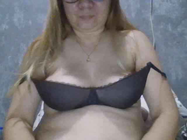Shaylicious webcam