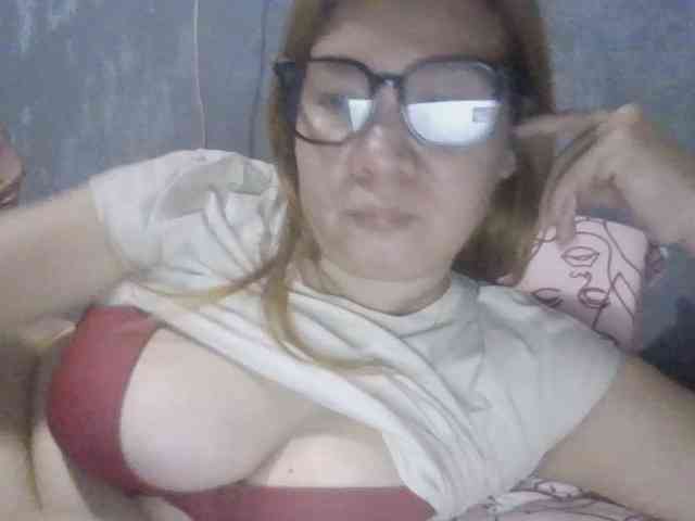 Shaylicious webcam