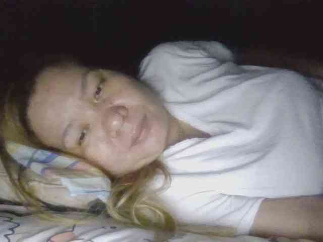 Shaylicious webcam