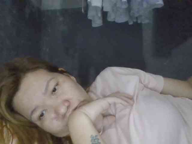 Shaylicious webcam