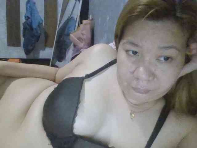 Shaylicious Live Webcam on BongaCams