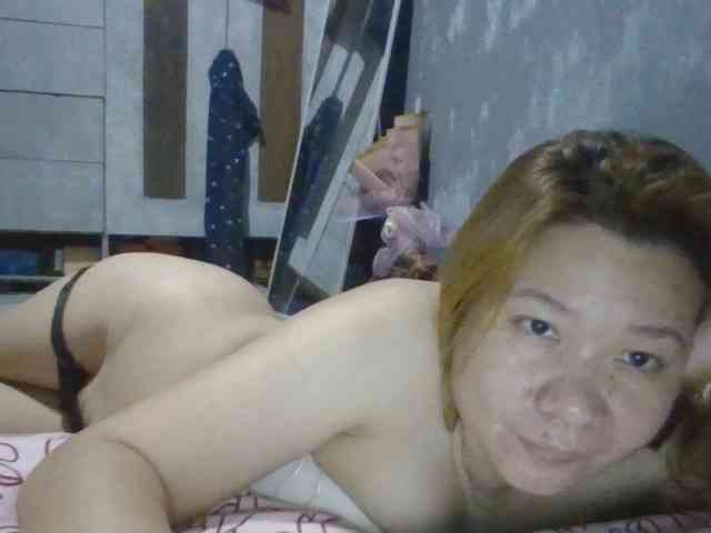 Shaylicious Live Webcam on BongaCams