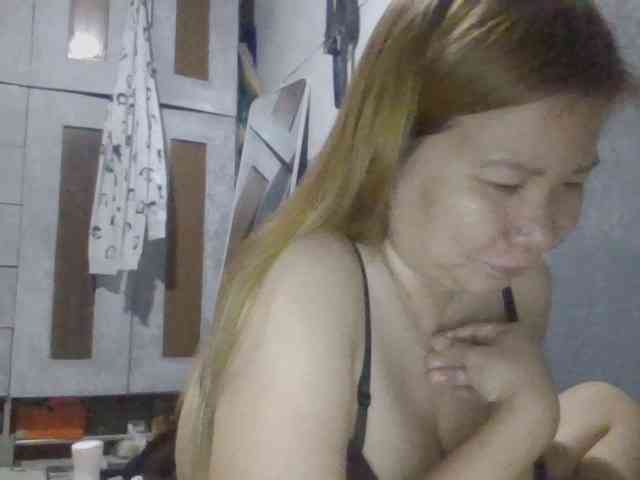 Shaylicious webcam
