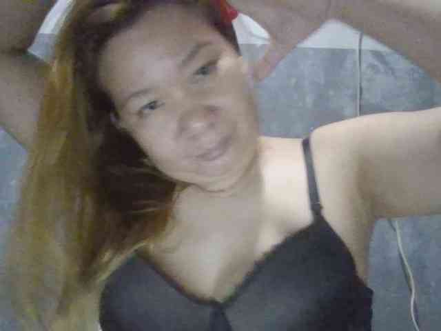 Shaylicious's cam show statistics and live stream